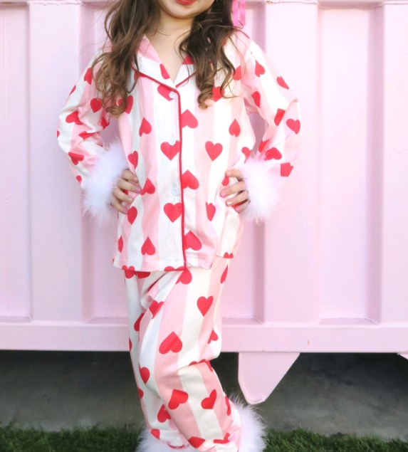 GLP1921 Baby Girls Valentines Hearts Fur Tops Pants Pajamas Clothes Sets Preorder