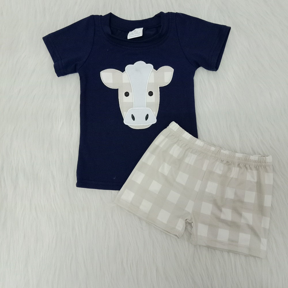 Sibling Embroidered Cow Shorts Outfits