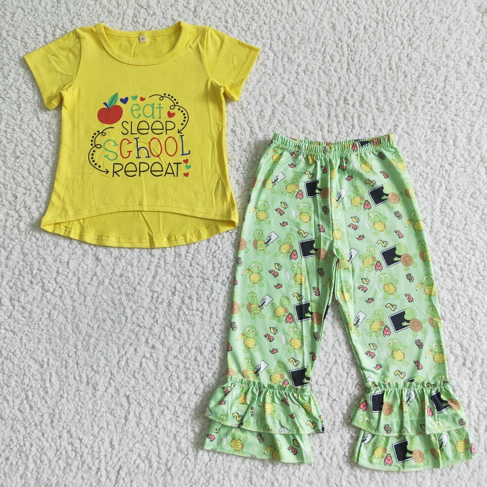 C15-31-1 Girls Apple School Outfit