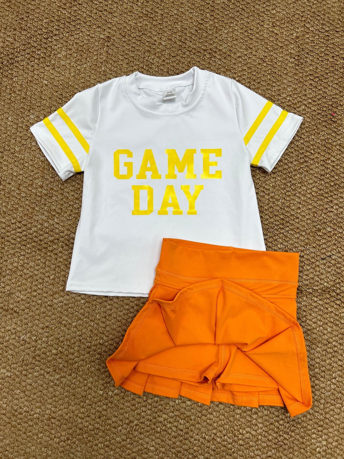 GT1115+GLK0109 Baby Girls Vinyl Yellow Game Day Top Orange Pleated Skorts Yoga Active Team Set C8.23