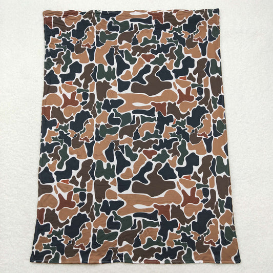 BL0146 Brown green camouflage beige baby blanket