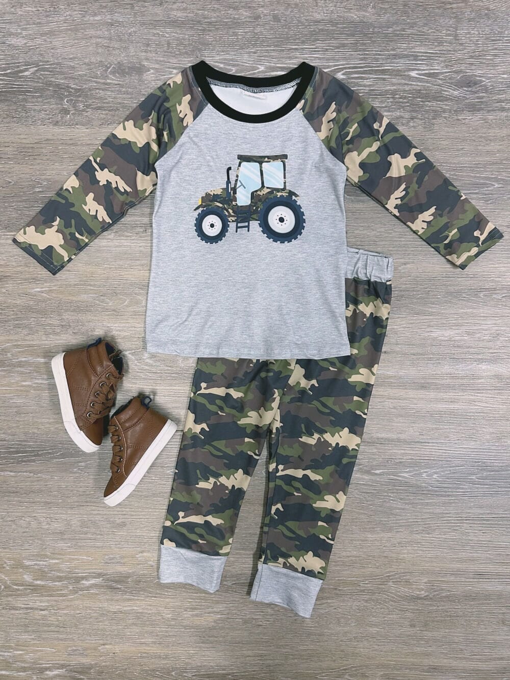 6 B6-4 Baby Boys Long Sleeves Tractor Camouflage Top Pant Pajamas Set