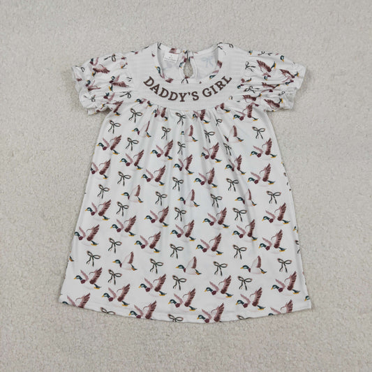 GSD2933 Embroidery Daddy's Girl Baby Girls Bows Ducks Hunting Knee Length Dress C12.16