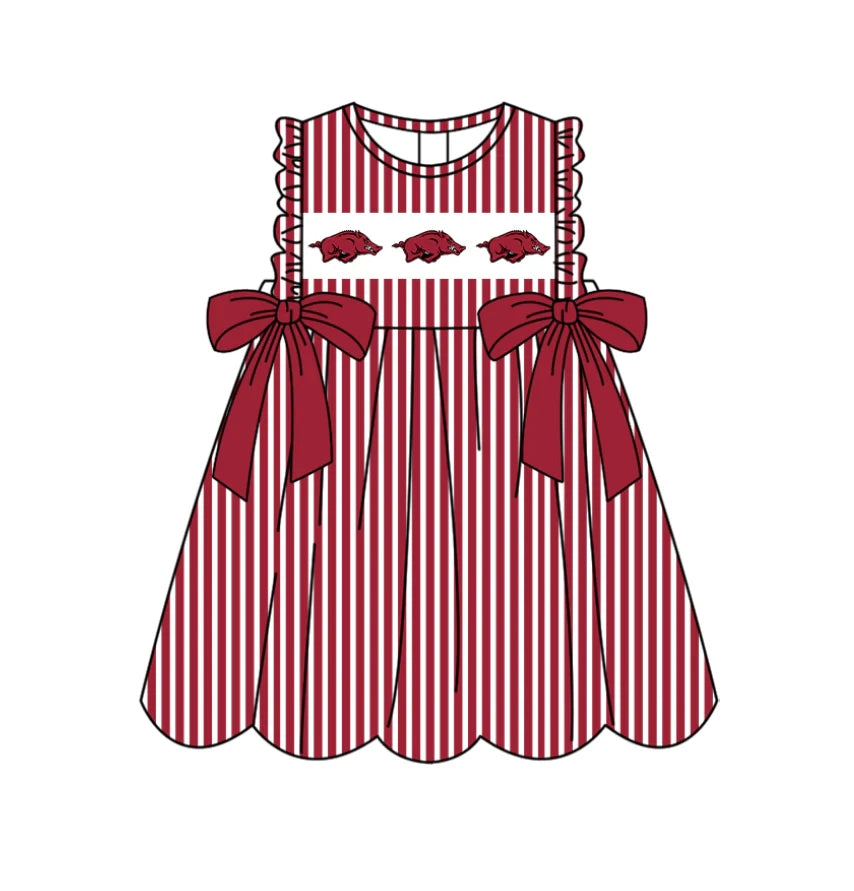 C11.28 Custom Moq 5 Baby Girls Sleeveless Red Stripe Bulls Bows Team Knee Length Dresses