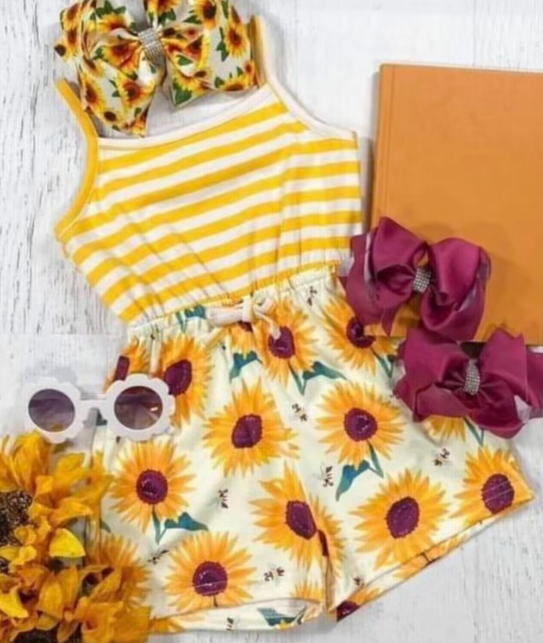 Girls sunflower striped halter short sleeve shorts suit