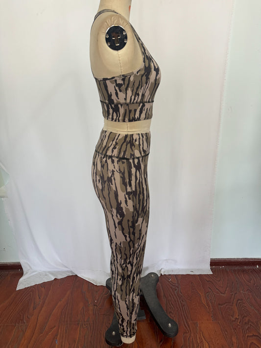 GSPO1461 Adult women's brown green camouflage sleeveless pants yoga suit