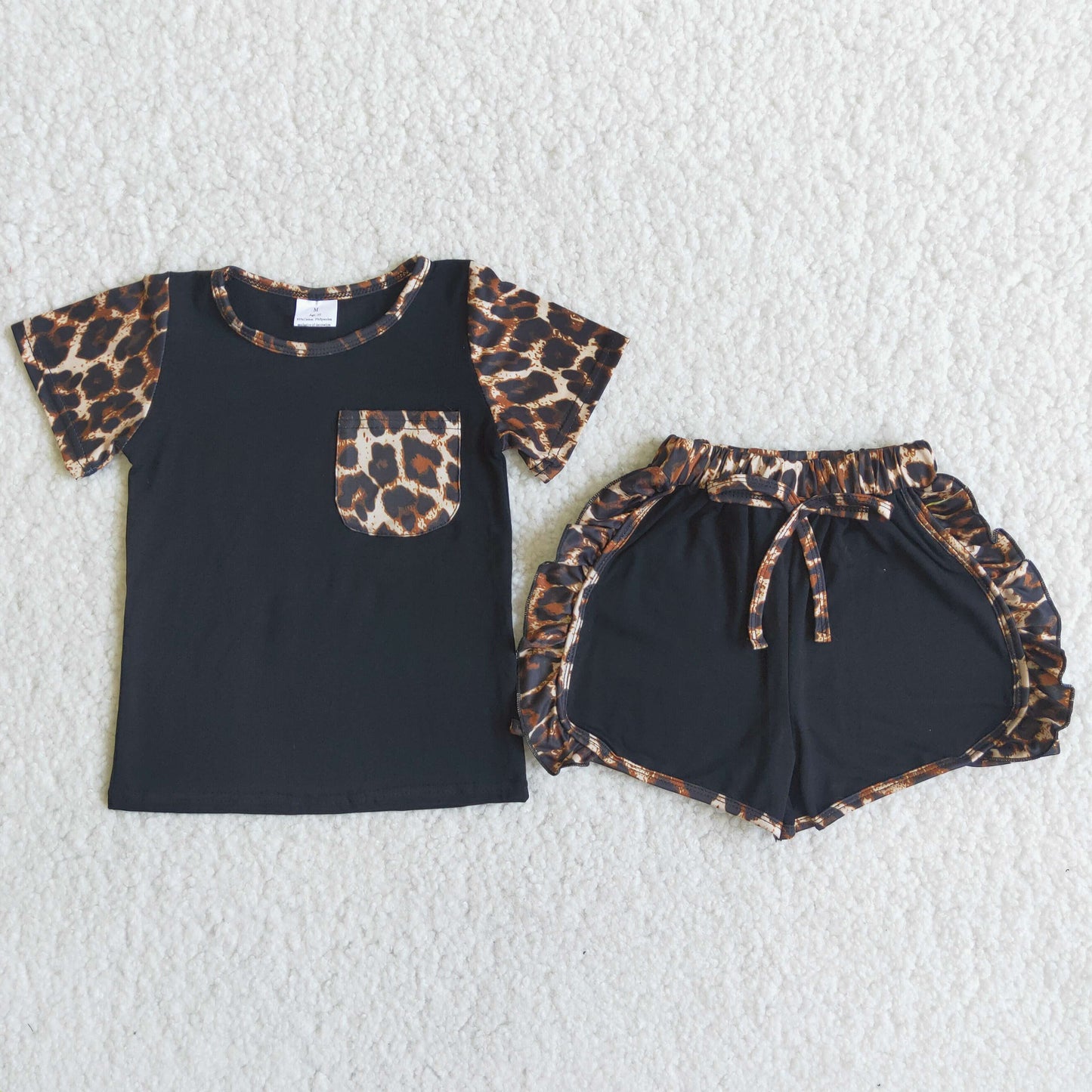 C4-12 Leopard print pocket black lace-up shorts suit