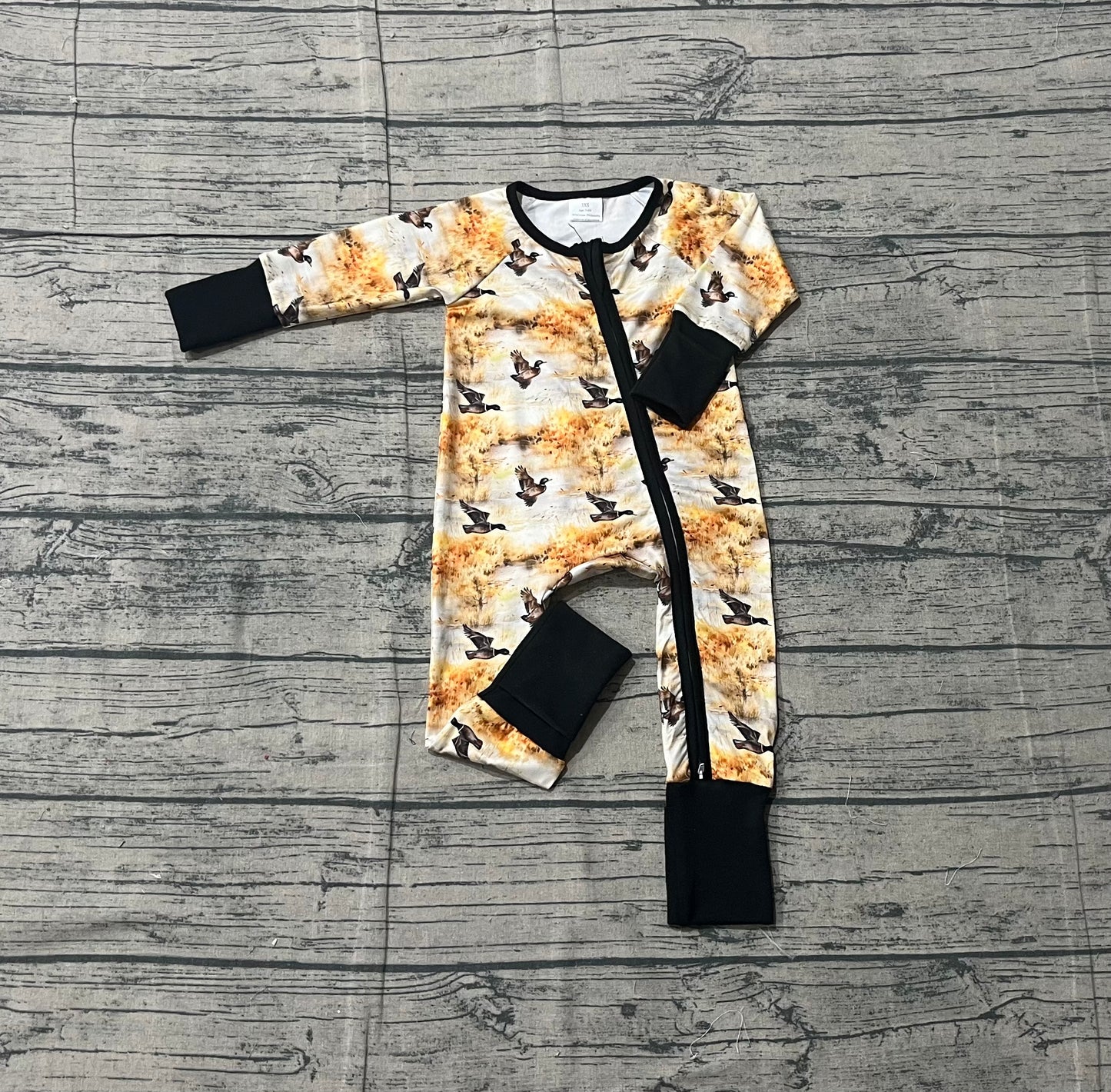 Sample LR2986 Cute Baby Boys Ducks Hunting Two Way Zipper Convertible Rompers