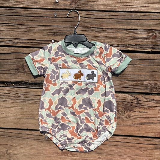 SR0508 Embroidered Baby Infant Boys Short Sleeve Easter Camo Rabbits Rompers