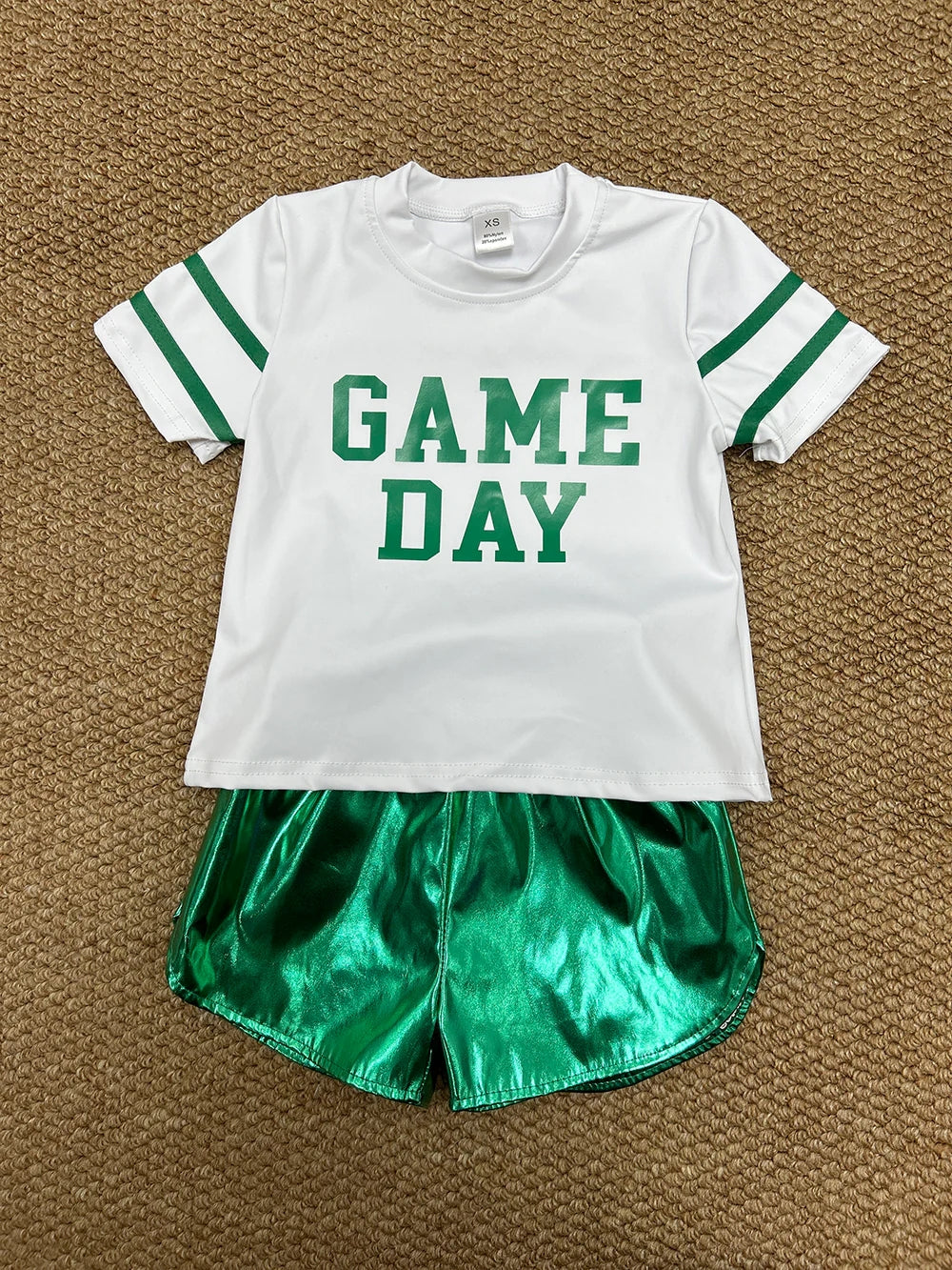 GT1103+SS0410 Baby Girls Vinyl Green Game Day Top Leather Shorts Team Active Set C8.23