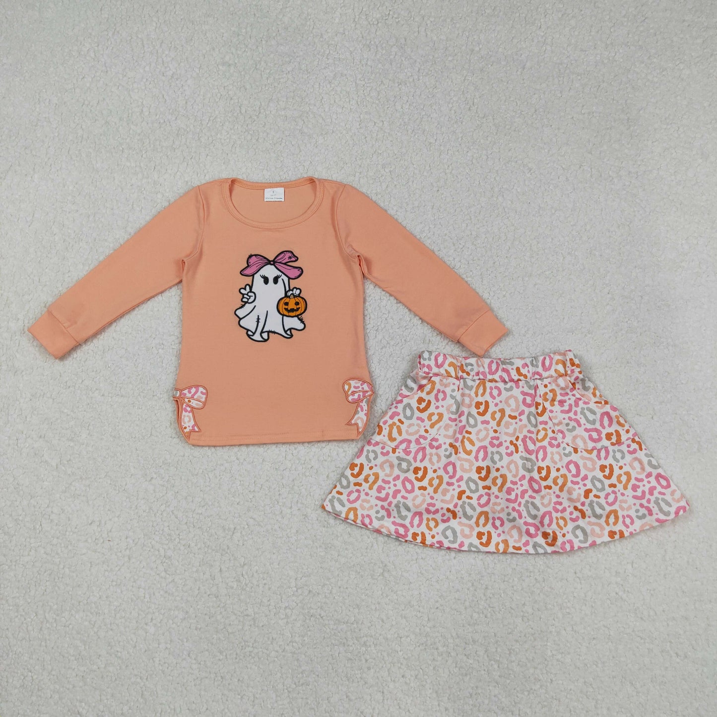 GLD1174 Embroidery Baby Girls Peach Long Sleeves Bows Ghost Pumpkins Top Leopard Skorts Set C9.3