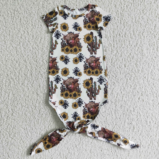 NB0010 Newborn Baby Sunflower Cactus Cow Sleeper Gown